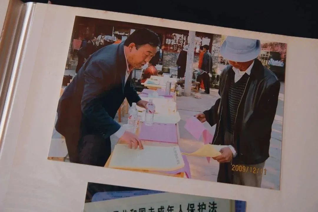 这，是属于他们的“劳动”故事……休闲区蓝鸢梦想 - Www.slyday.coM