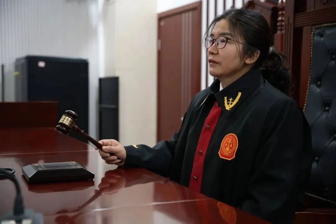 这，是属于他们的“劳动”故事……休闲区蓝鸢梦想 - Www.slyday.coM