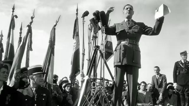 �����ֶ���Ԫ�ġ�������Ȩ����ʾ������ͼԴ������ʱ����