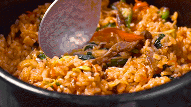 比淄博烧烤更“馋人”！这座美食之城被严重低估了，一定要去尝一尝~休闲区蓝鸢梦想 - Www.slyday.coM