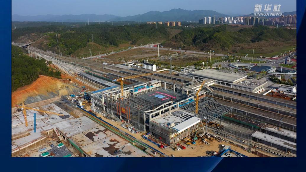 昌景黄高铁景德镇北站完成钢网架整体提升_手机新浪网