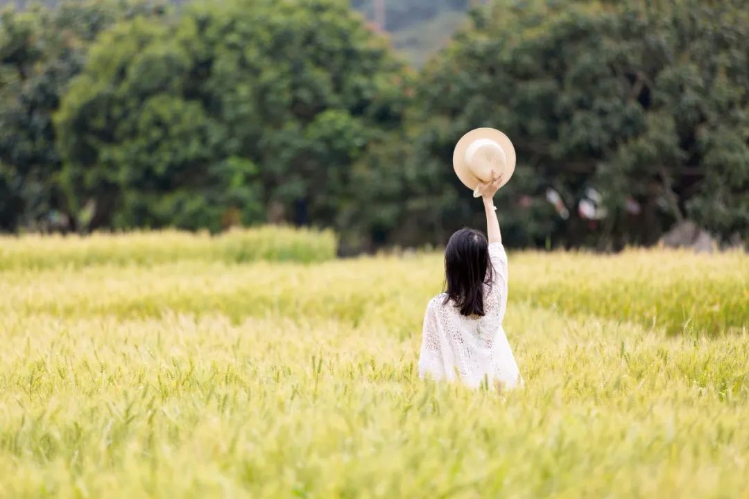 俗话说“女看前，男看后”，请告诉孩子，找对象一定要明白这6个字！休闲区蓝鸢梦想 - Www.slyday.coM