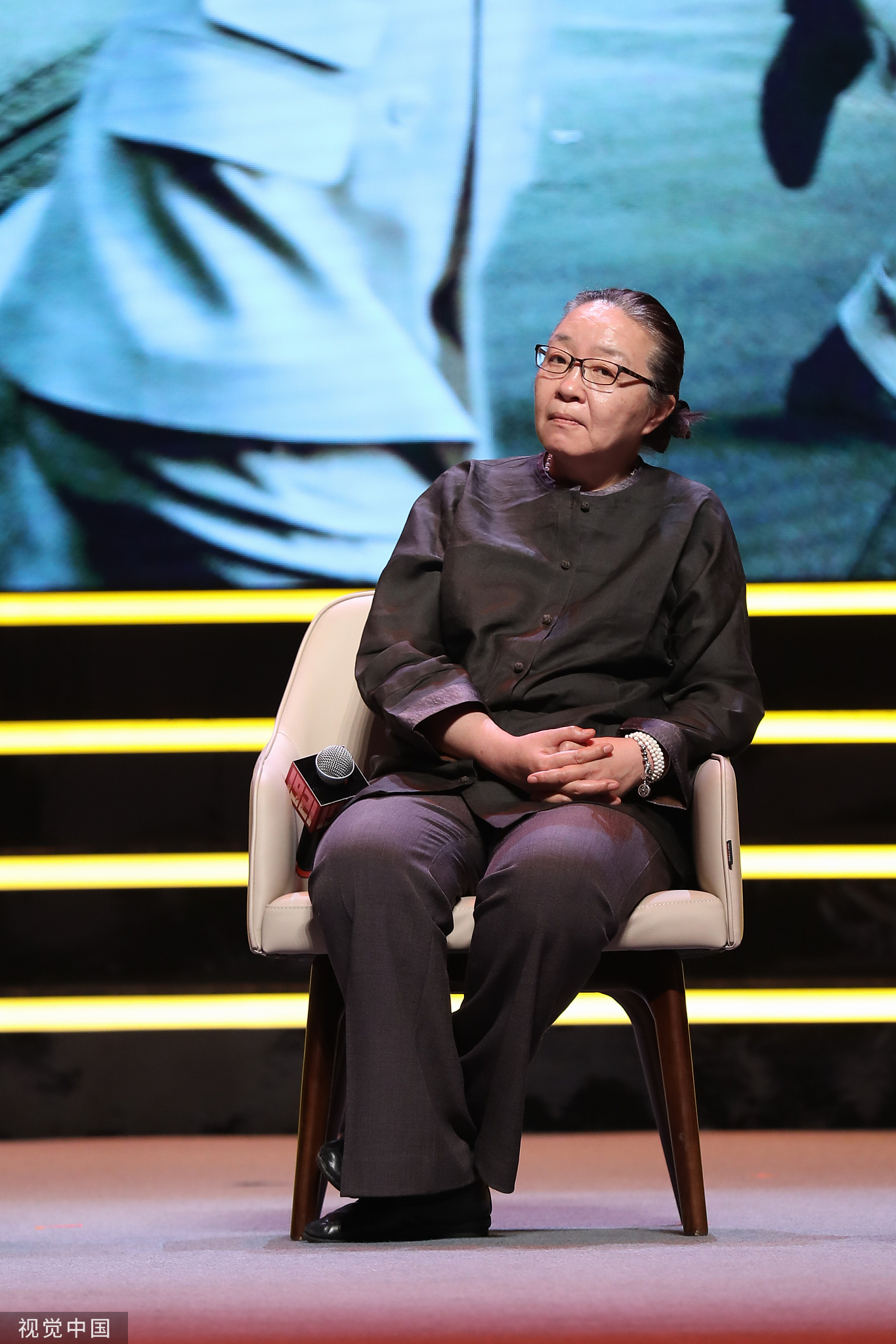 专访|戴锦华:我仍然相信,清醒和智慧的必要