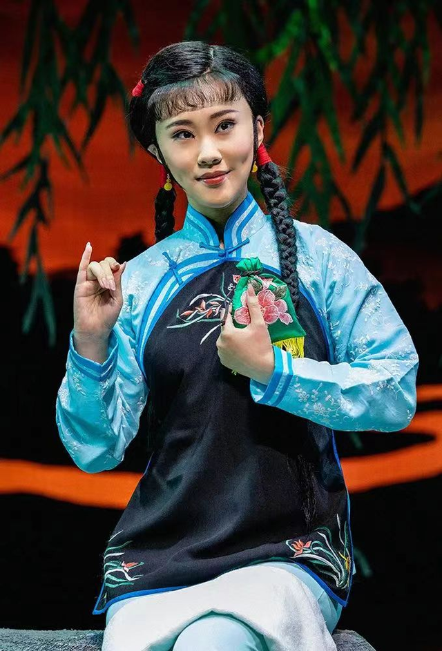 今年,中国评剧院建院68周年,又适逢小白玉霜先生诞辰101周年,魏荣元