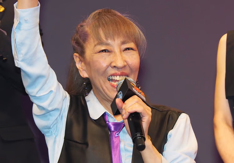 今天是中柯南的声优高山南老师的生日……|高山南|柯南_新浪新闻