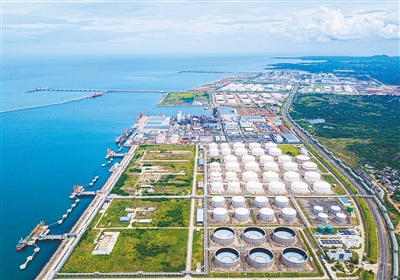 深刻认识主题教育的重要意义 坚决扛起海南自贸港建设的时代担当