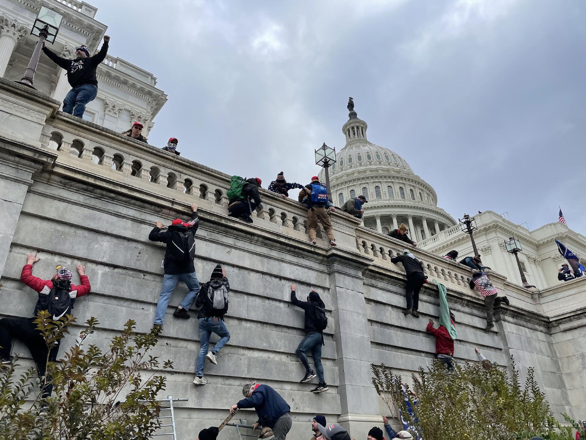 美国极右翼组织成员被判煽动性阴谋罪，曾自视为“特朗普的军队”休闲区蓝鸢梦想 - Www.slyday.coM