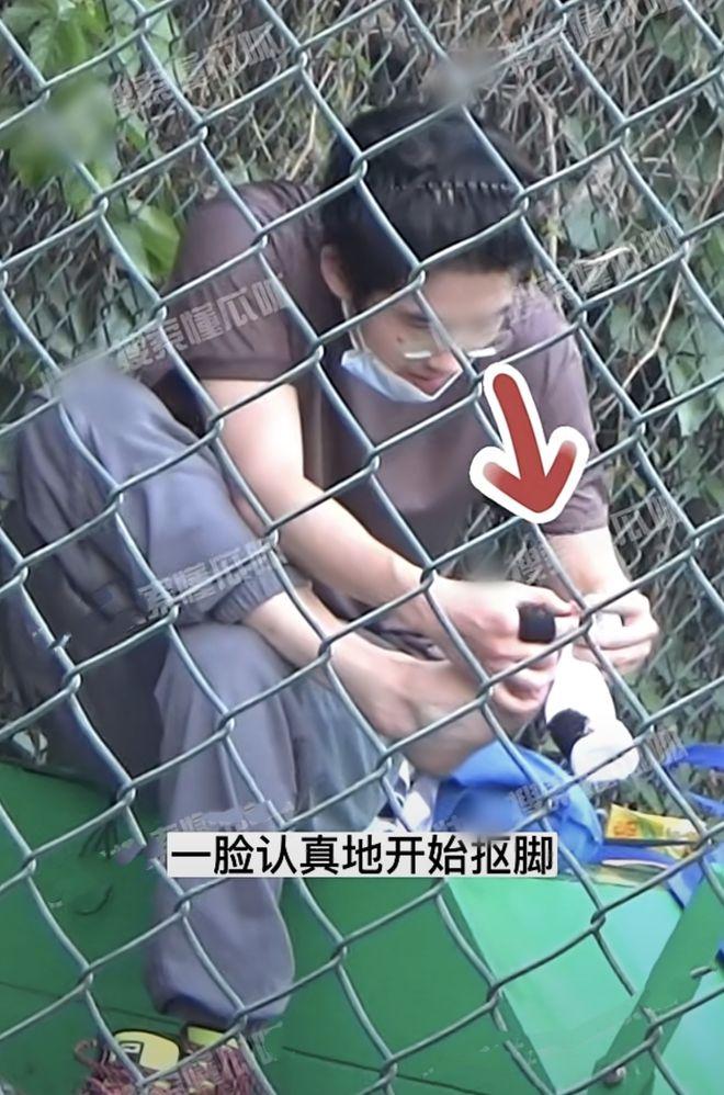 刘昊然被爆“抠完脚又闻手”，工作室发文解释挽回形象休闲区蓝鸢梦想 - Www.slyday.coM