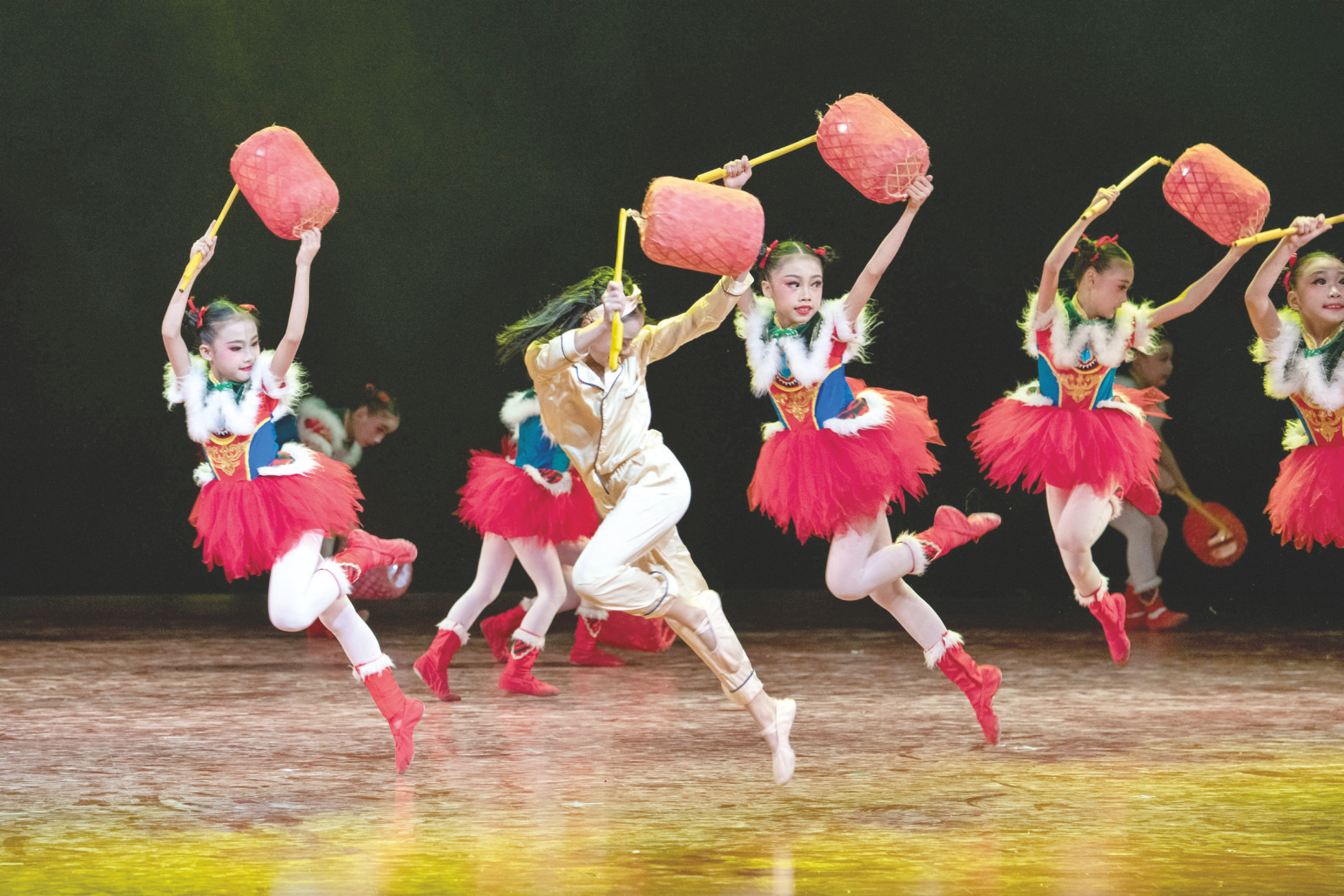 &nbsp;&nbsp;&nbsp;&nbsp;(广西舞蹈家协会供图)