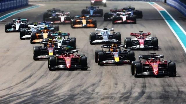 六年狂翻5倍：拒绝200亿美元的F1，如何跑出体育商业史的奇迹？