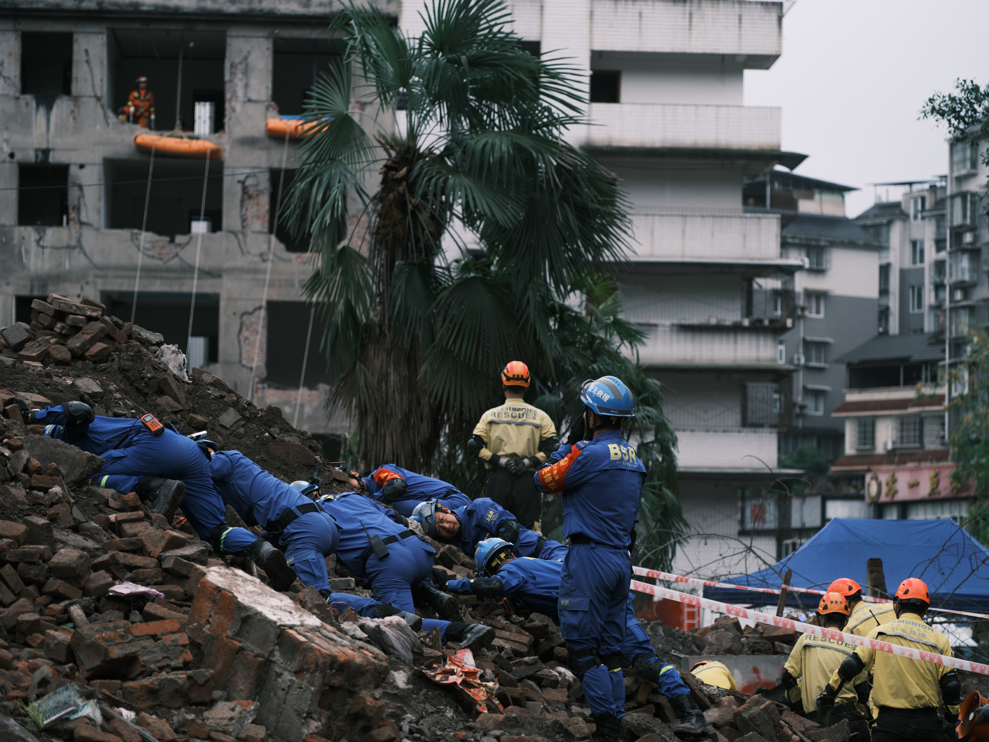 四川举行2023年抗震救灾综合实战演练|四川省|地震|救援_新浪新闻