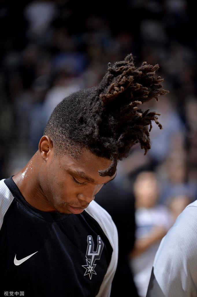 朗尼·沃克:詹姆斯你最荣耀的时刻是何时?而我,就是现在了|沃克_新浪