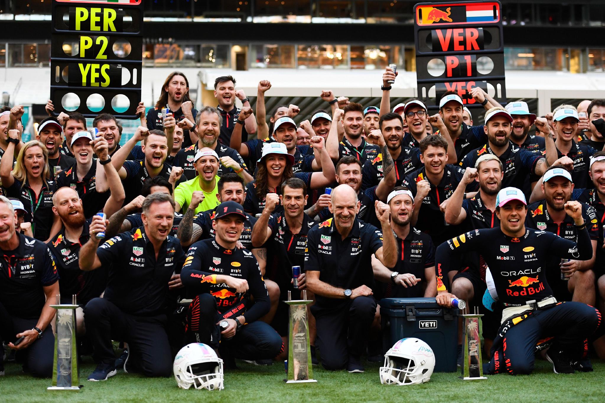 独家专访世界冠军维斯塔潘：F1不存在“非常轻松” 维斯塔潘_新浪财经_新浪网
