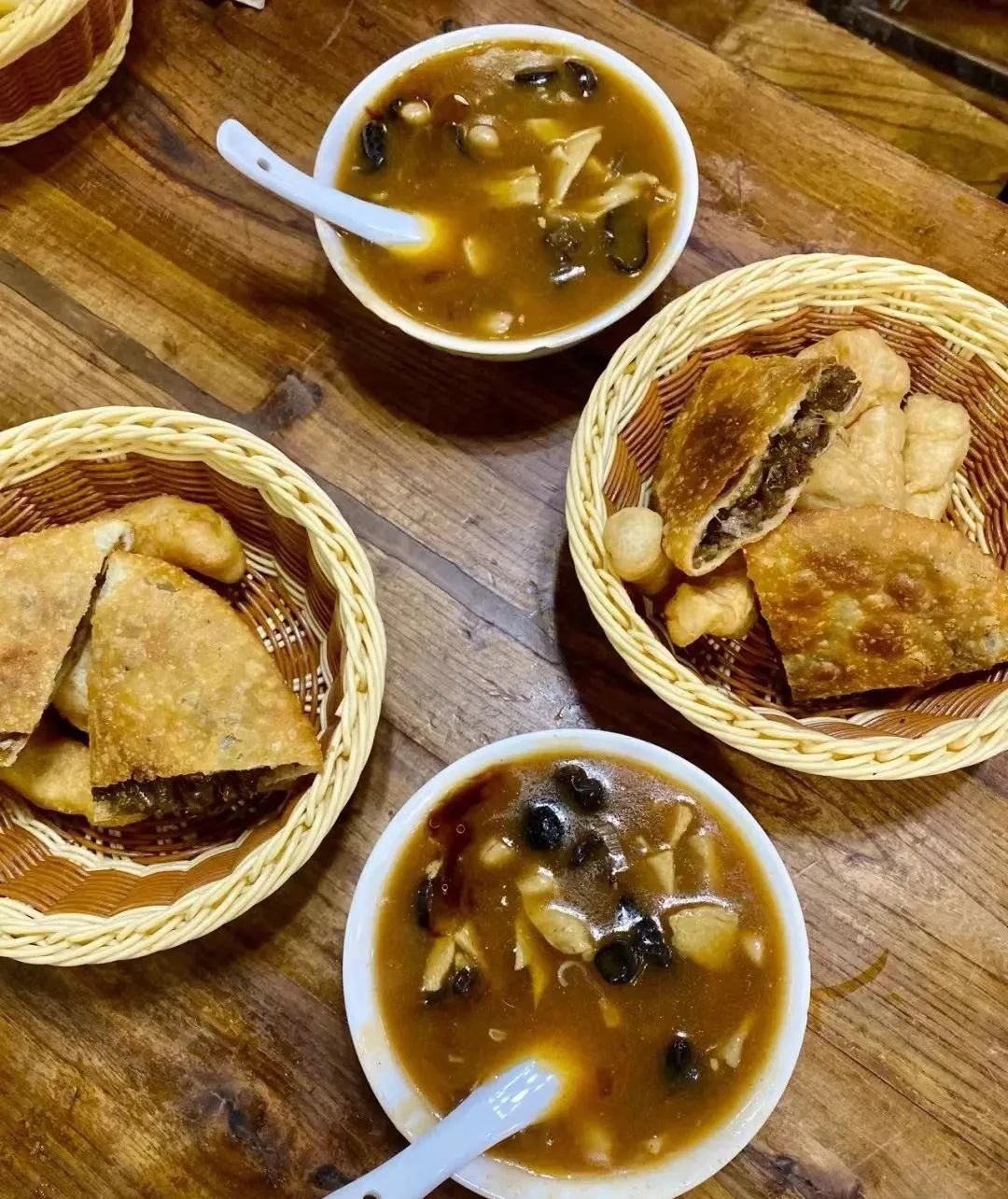 河南孩子的灵魂之味咸香热辣到让人上头这碗胡辣汤我先干了