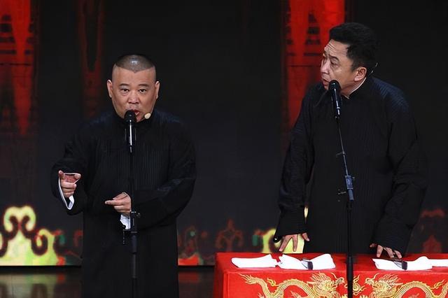 冯巩当选中国曲艺家协会主席，姜昆连任10年卸任，郭德纲引热议