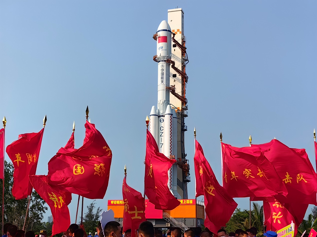 长征七号遥七运载火箭. 本文图片 史啸,宋涛,王莹 图