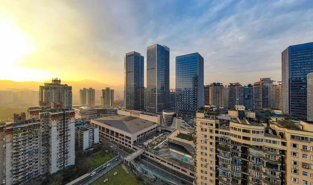 阳光下的沙坪坝区一隅.郭晋 摄