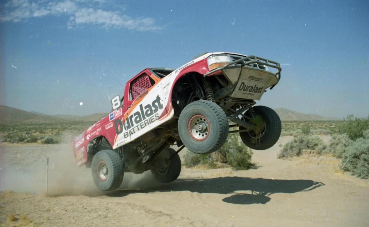 巴哈1000赛场上的越野王者福特ranger即将在华销售