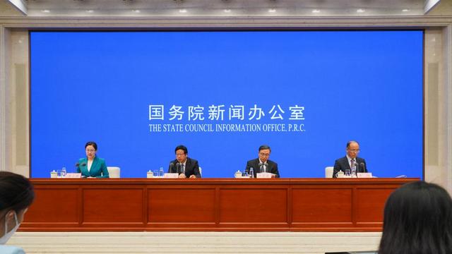国家发改委:我国粮食应急加工能力每天可达164万吨,能满足全国人民2天