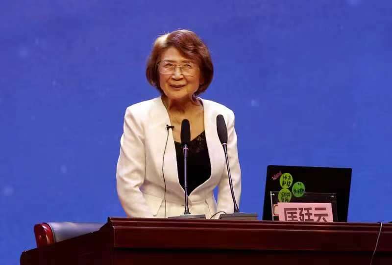 我国植物生理学家,中国科学院植物研究所研究员,89岁高龄的匡廷云院士