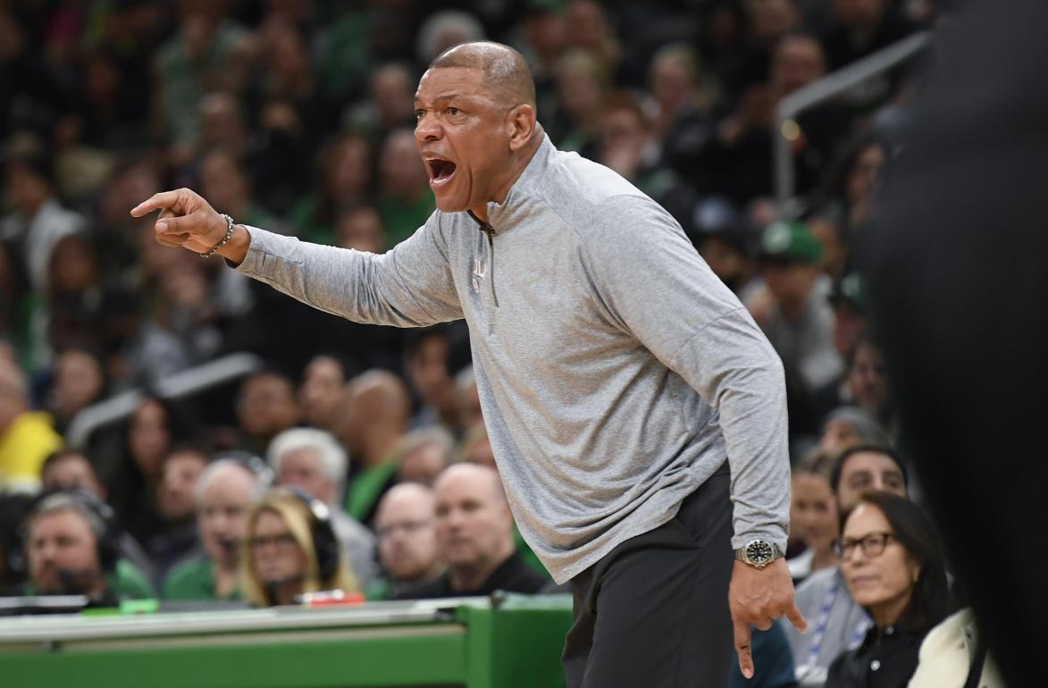 晋级失败!76人输球后,哈登反驳里弗斯,还为命中率找借口__财经头条