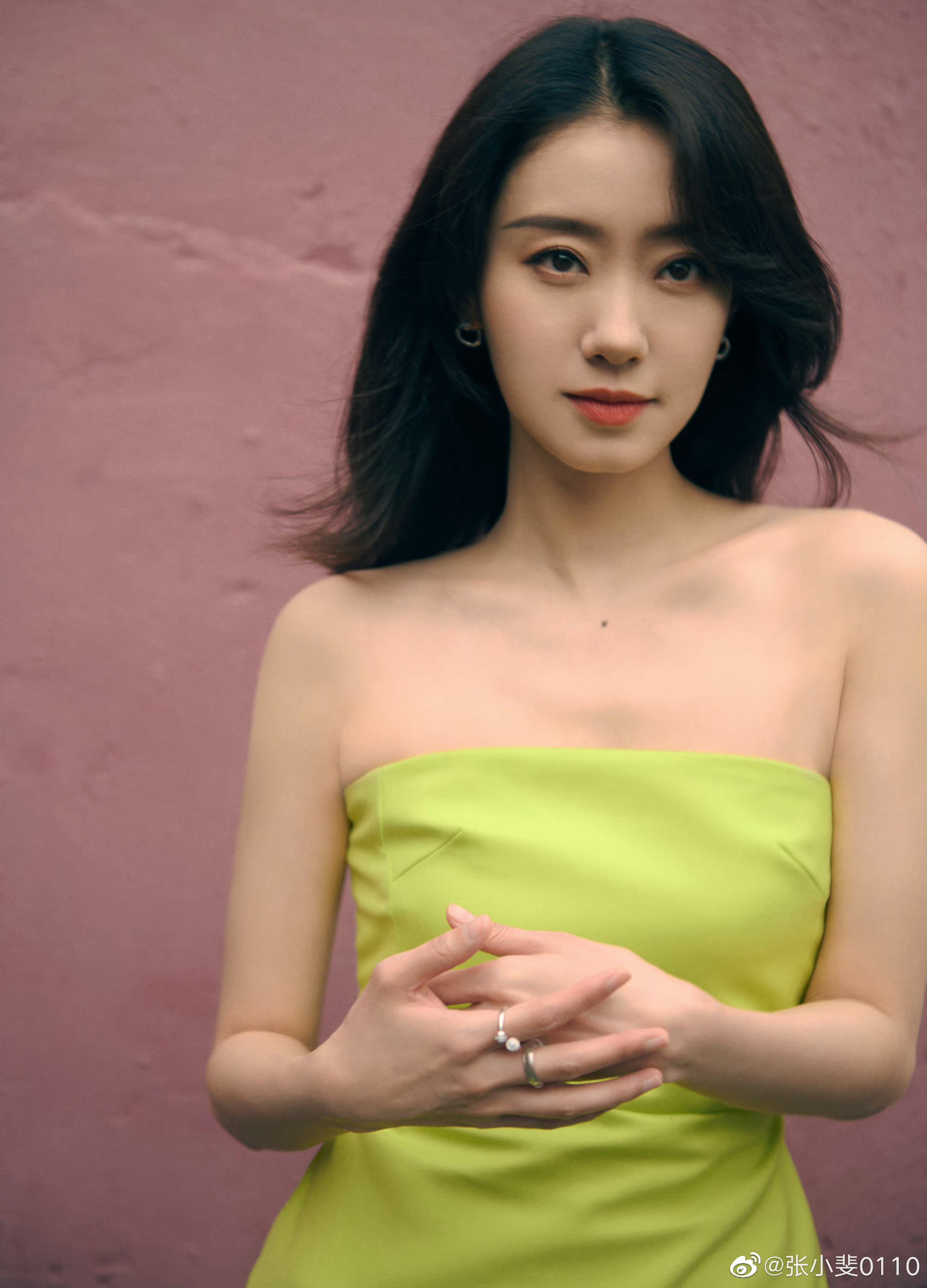 张小斐|牛油果色的夏天 小斐姐姐好美啊……|张小斐_新浪新闻