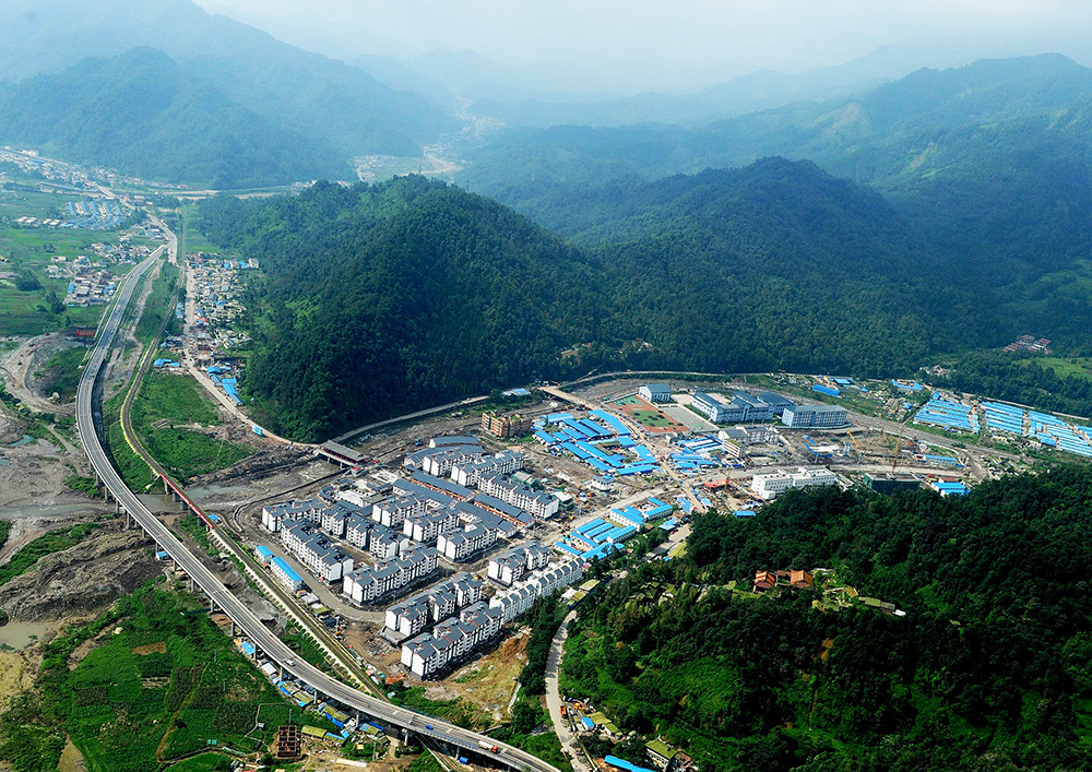 【图集】汶川地震15周年:镜头下,地震灾区的"重生"__财经头条