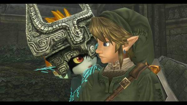 在情节上起了巨大的作用,但在人物关系上与米多娜相比更像是个女路人