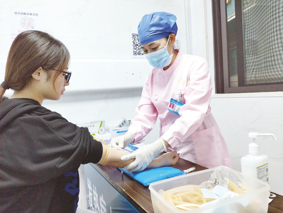 救死扶伤大爱无疆 再接再厉不负重托|护士_新浪财经_新浪网