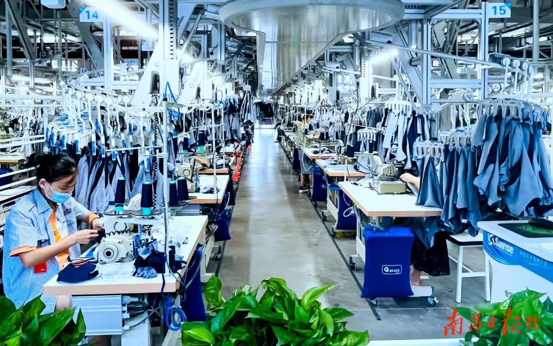 南昌华兴针织实业有限公司生产车间