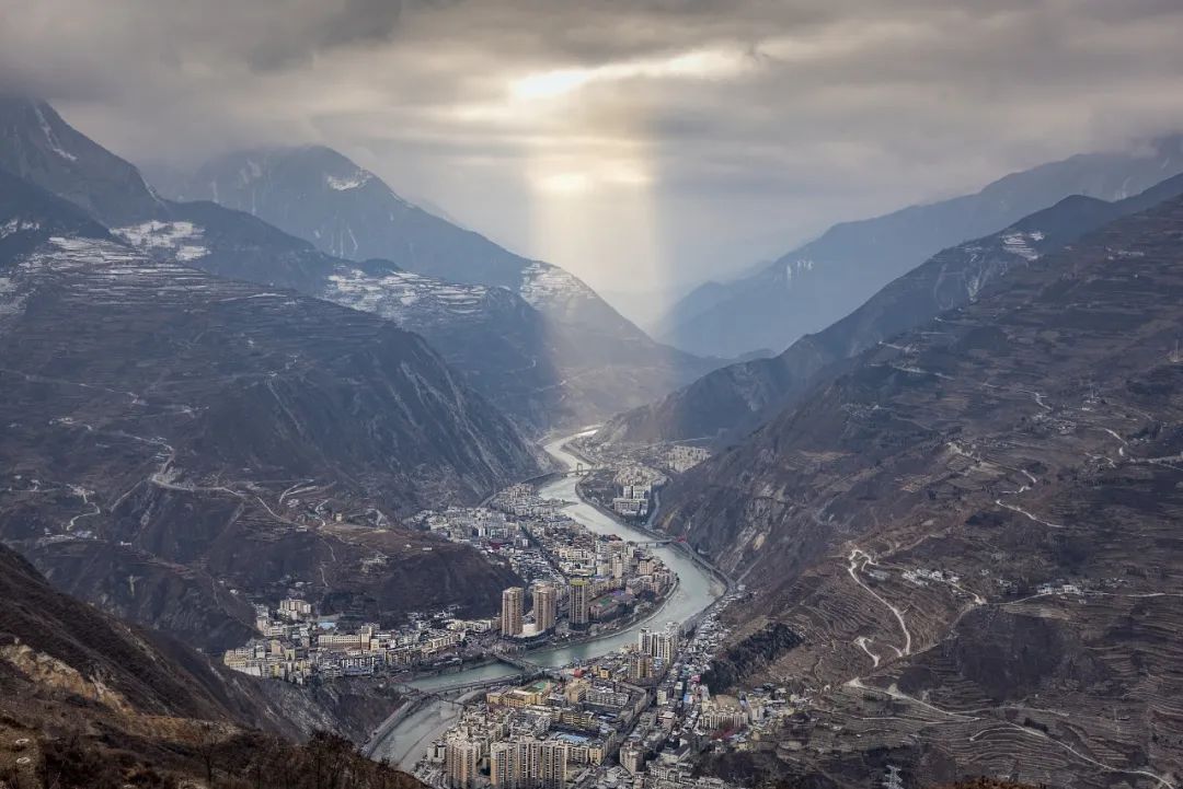 汶川大地震10年后的新汶川县城