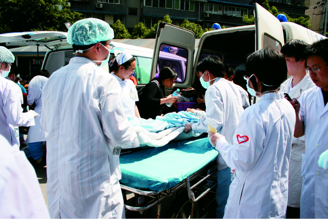 15年之后,我们重读汶川