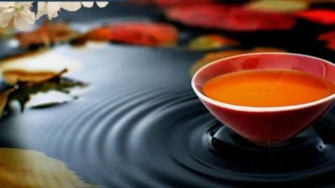 一壶浊酒慰平生,青灯古佛静吾心.