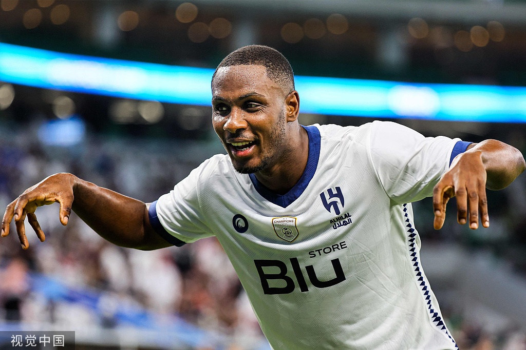 伊哈洛目前正在利雅得新月效力.