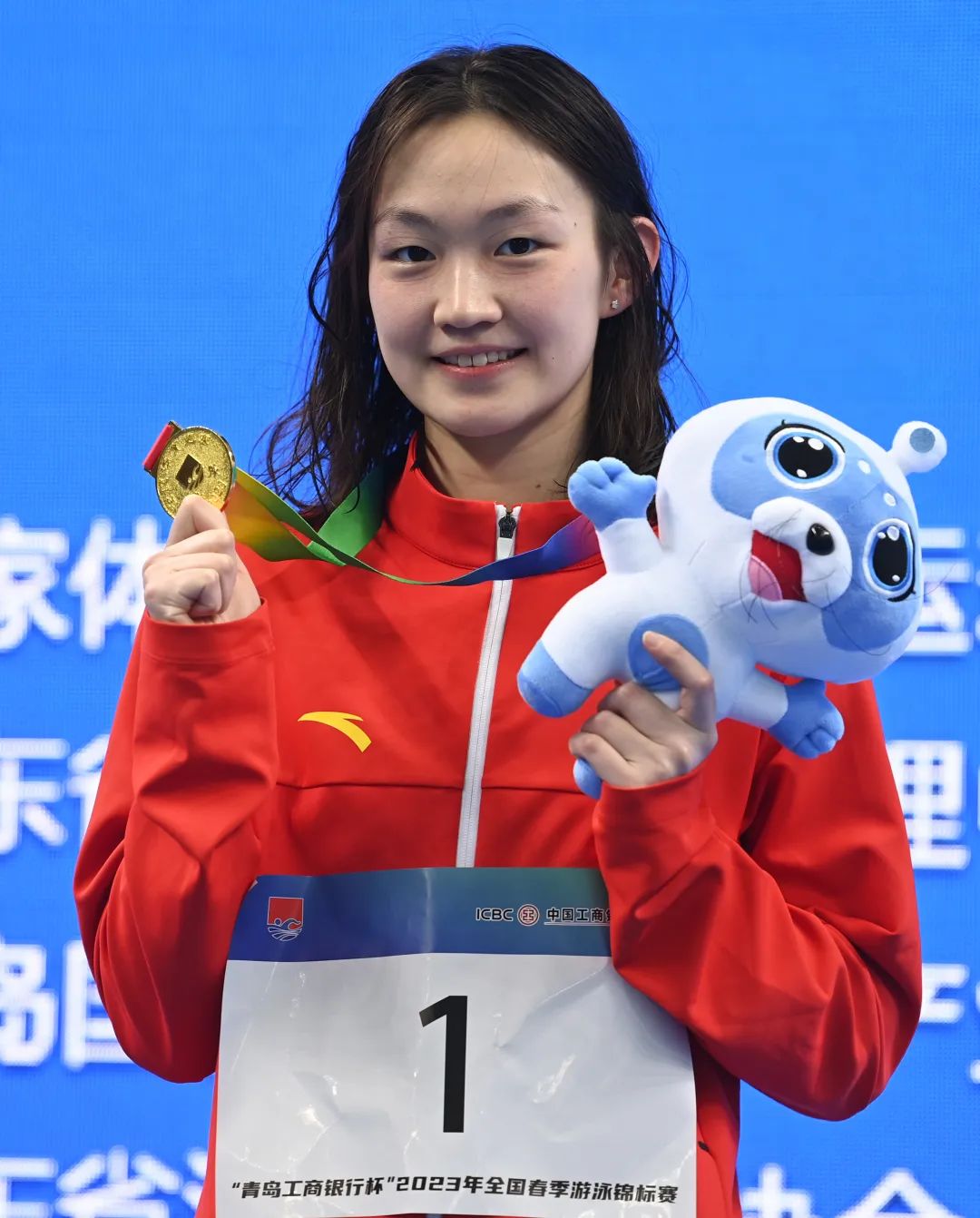 全国春季游泳锦标赛,李冰洁斩获6金.&nbsp; 图/新华社