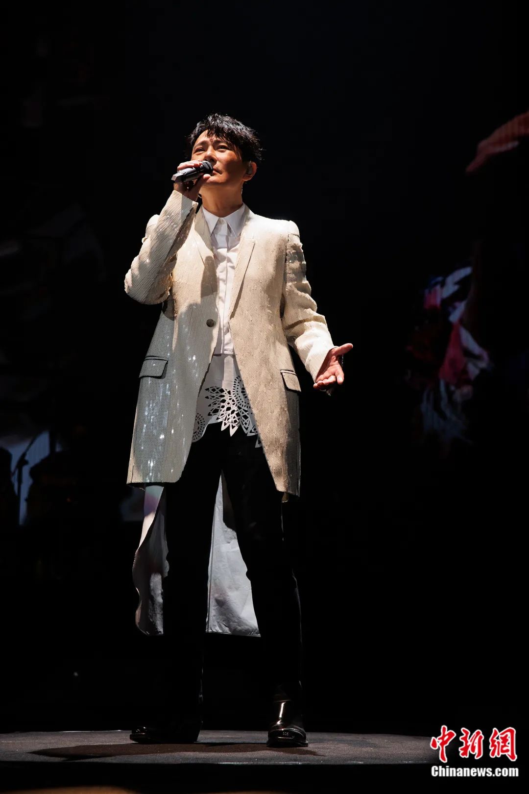 张信哲:华语音乐绝对有2.0升级版的实力|张信哲_新浪财经_新浪网