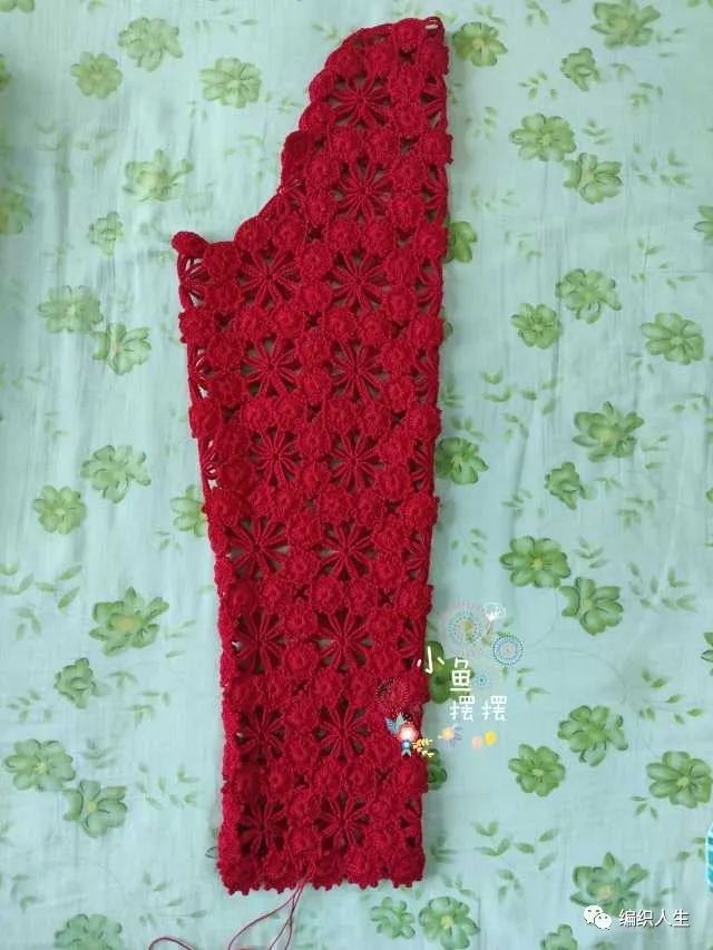 附上几张过程图没有袖子,背心款也很好看哦本篇无图解以前钩的梅花衣