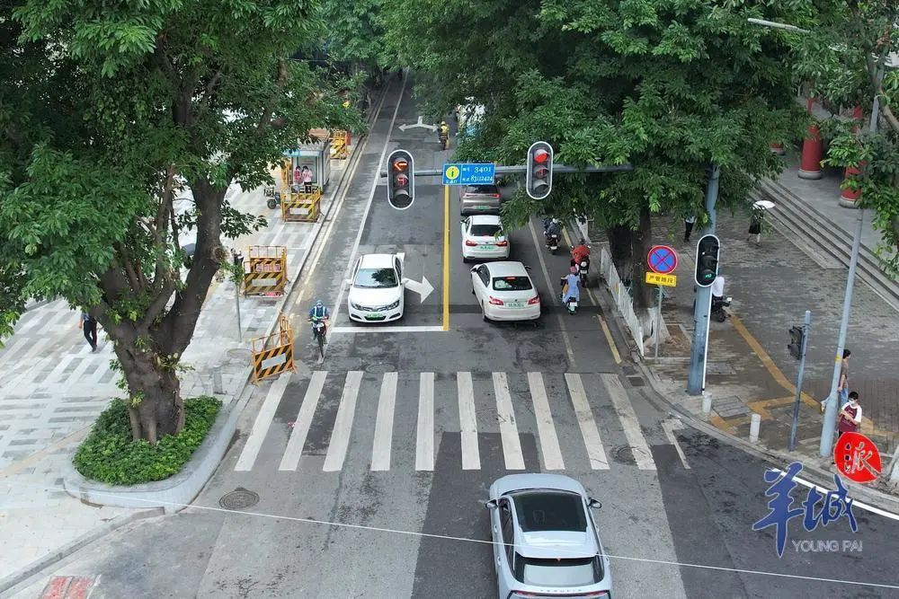 西华路(荔湾路北段至康王北路路段)恢复双向两车道通行