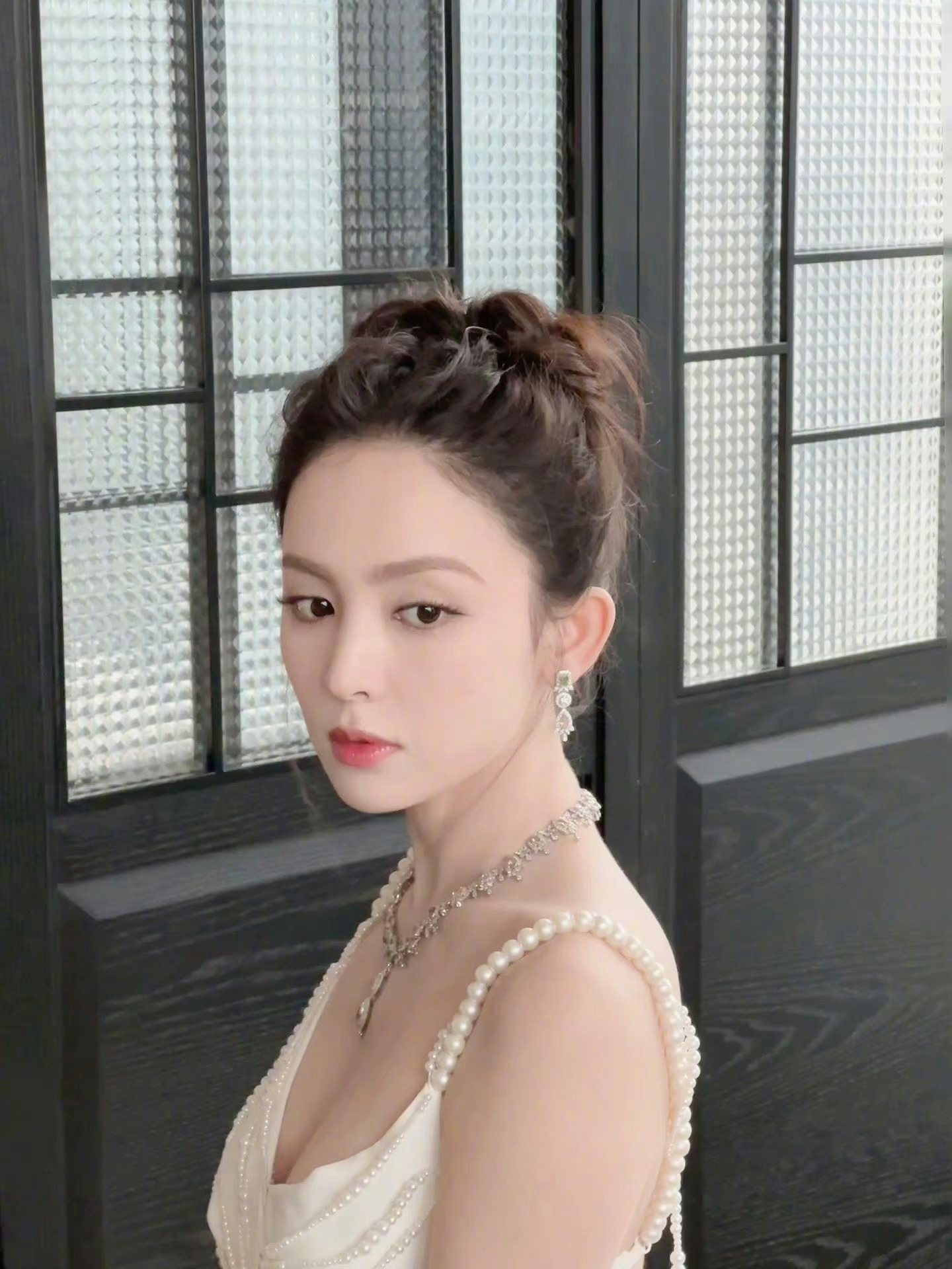 这一阵持续被@我是娜扎 的美貌惊艳到!|古力娜扎_新浪新闻
