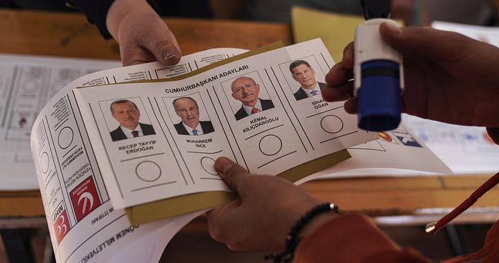 欧安组织：土耳其正发党在大选投票期间拥有“不公平的优势”