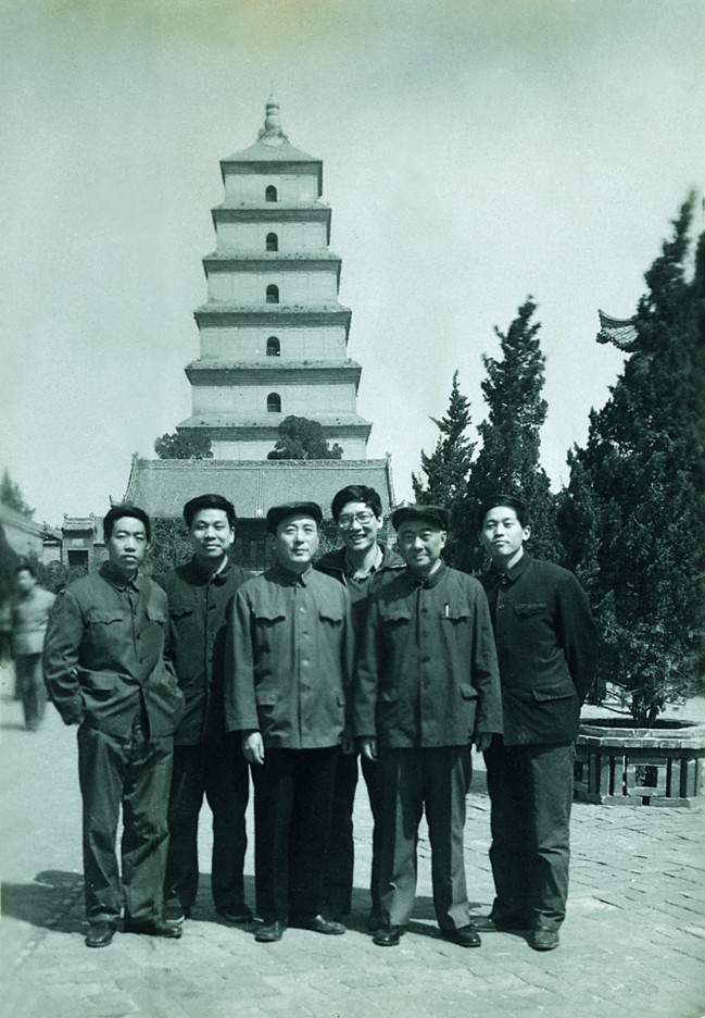 左起:贾平凹,刘心武,林斤澜,右二汪曾祺