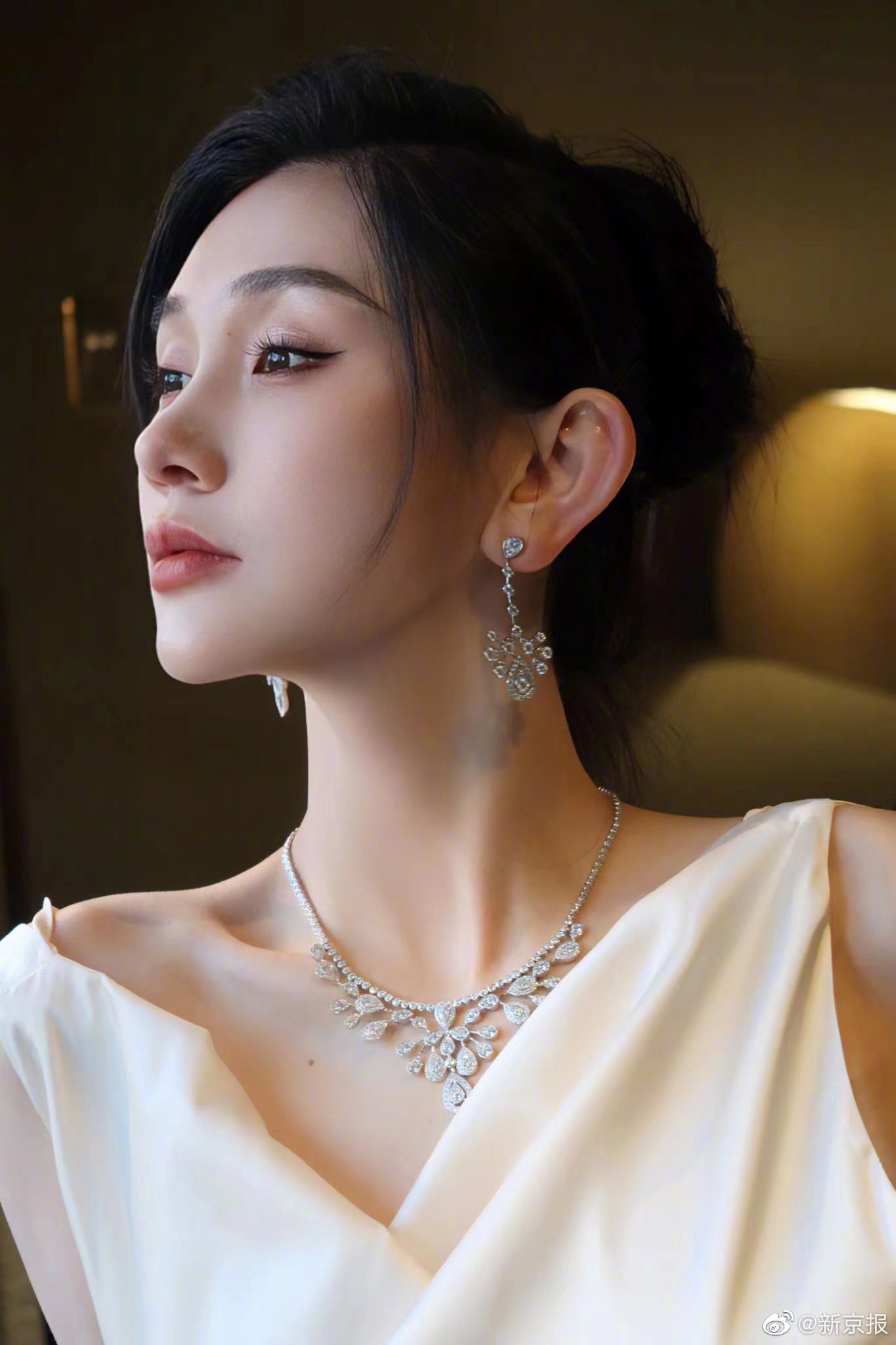 “95后”李隽子:用短视频创业表达民族之美|演员新势力|杨子|爆款|总决赛|华裔|环球_新浪新闻