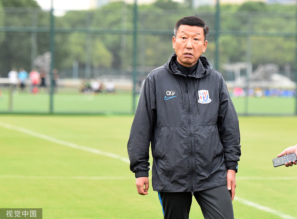 崔康熙曾担任上海申花队主帅.