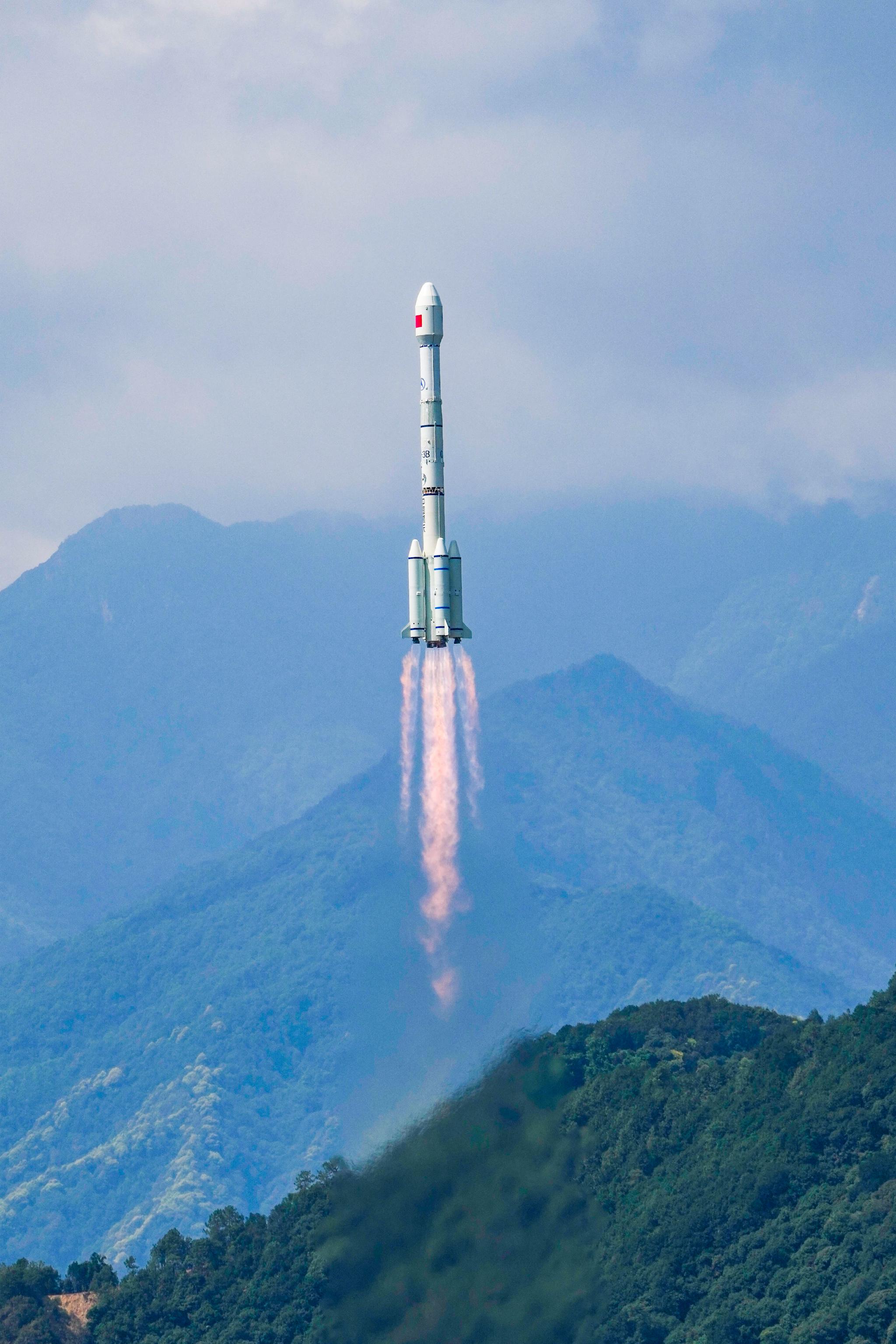 "北斗专列"时隔3年再"发车"|火箭_新浪财经_新浪网