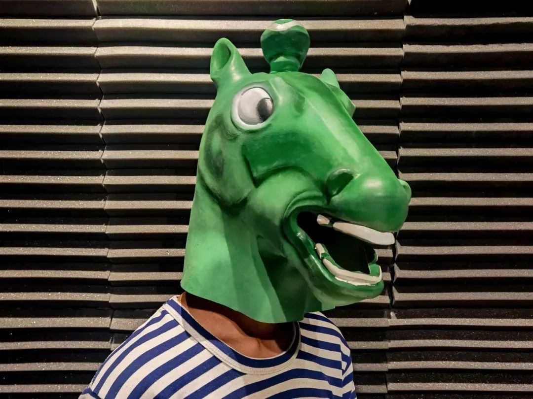 初代网红绿马头套