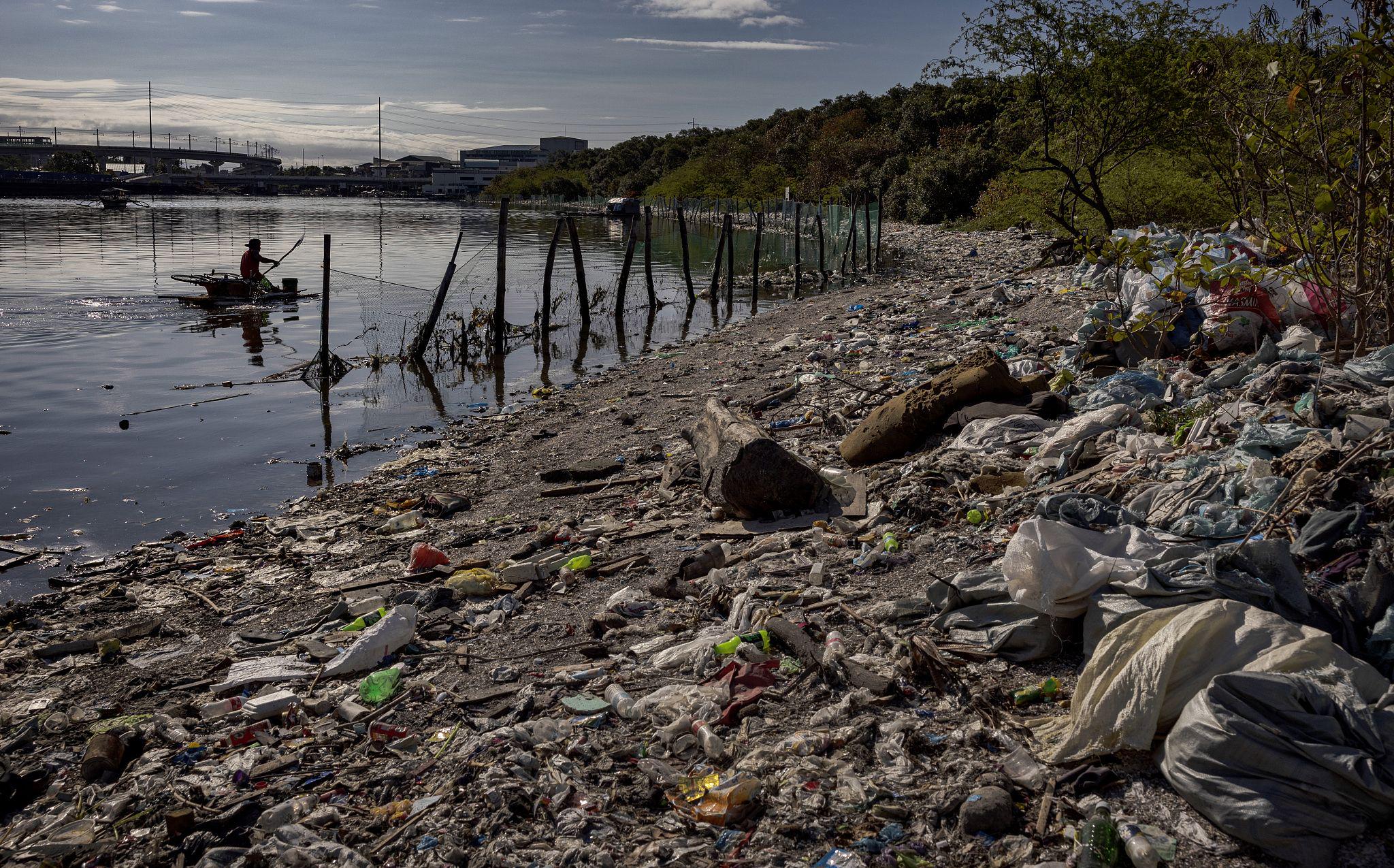 当地时间2023年4月19日,菲律宾马尼拉,帕拉纳克,自由