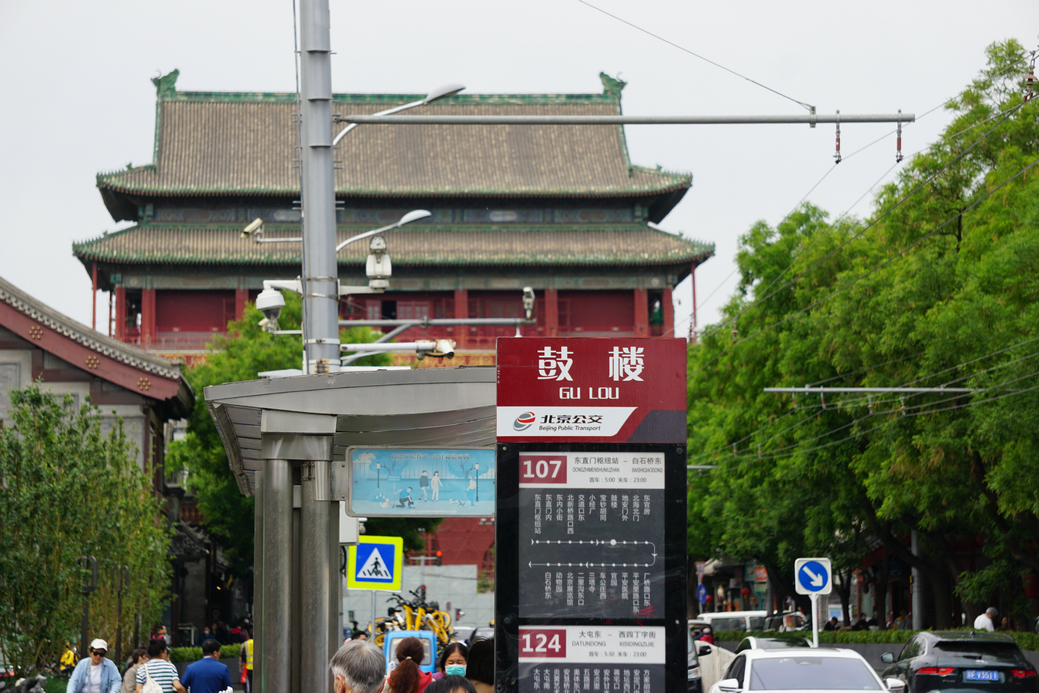 赵雷的民谣带火了107路电车,但鼓楼的火爆不只是因为一首民谣