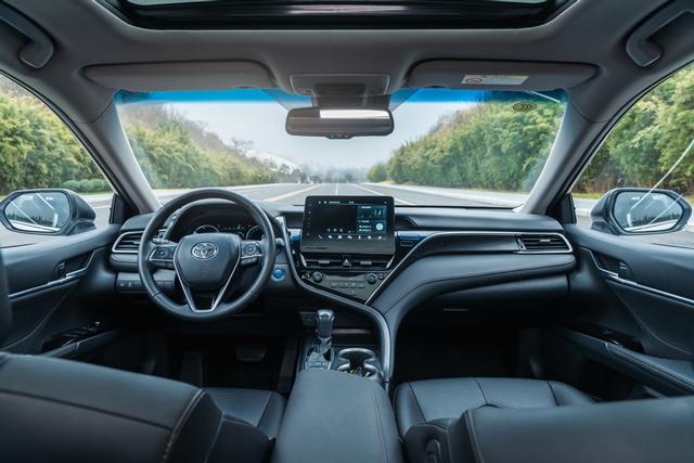 为什么说第八代凯美瑞,是汽车圈的"淄博烧烤"-新浪汽车