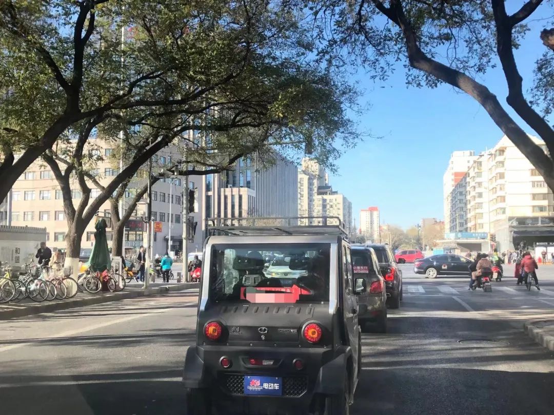 97北京街头的"老年代步车" &nbsp; &nbsp;国是直通车