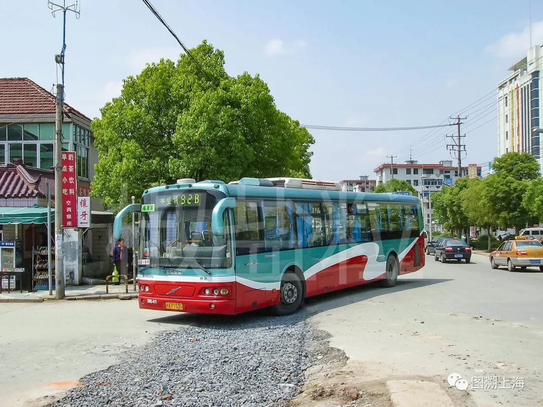 92路b线swb6120khv2-3(swk)型客车,九亭汽车站(贺佳伟 摄)